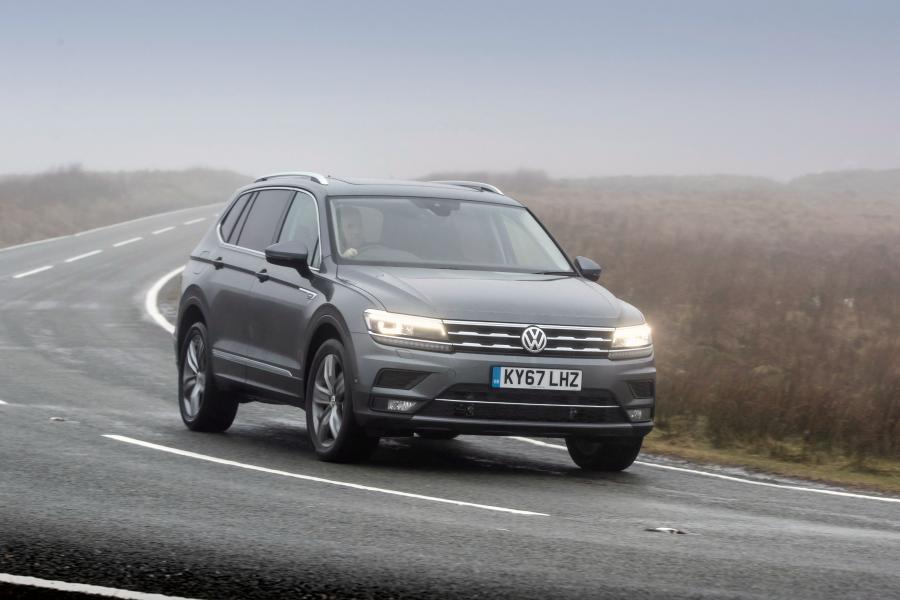  Volkswagen Tiguan Allspace 2018 года  (UK) (фото 24 из 40)